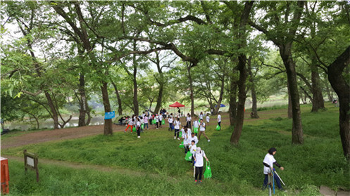 我集團聯(lián)手海關(guān)、星寶家庭開展山野清風(fēng)活動